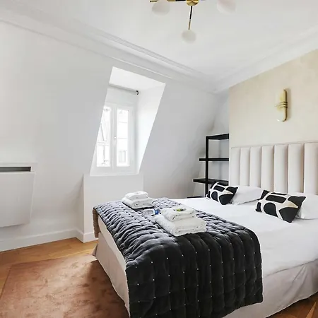 Sumptuous - 4ch 8p - Champs Elysaees Apartment Paris