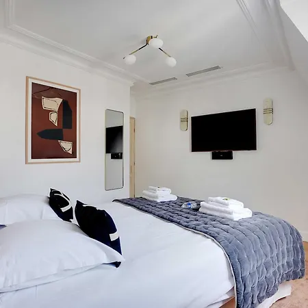 Apartment Sumptuous - 4ch 8p - Champs Elysaees *